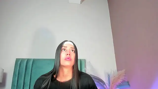 NoraDasilva online show from 02/10/26, 11:09