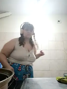 Bombon ok online show from 03/03/26, 04:29