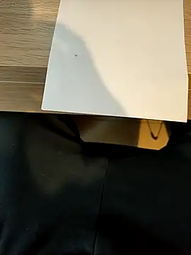 Snapshot of Ouram_81 chatting on 02/19/25, 08:44 Ouram 81 online show from 02/19/25, 08:44