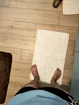 Snapshot of Ouram_81 chatting on 03/14/25, 08:42 Ouram 81 online show from 03/14/25, 08:42