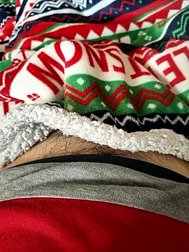 Snapshot of Ouram_81 chatting on 01/08/26, 12:18 Ouram 81 online show from 01/08/26, 12:18