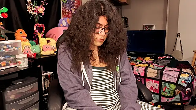 ShinyCherub online show from 10/04/25, 05:38