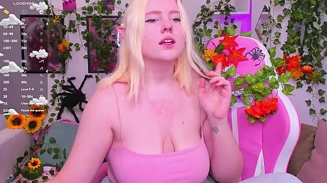 art lovee online show from 11/01/25, 01:07