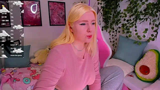 art lovee online show from 02/06/26, 01:21