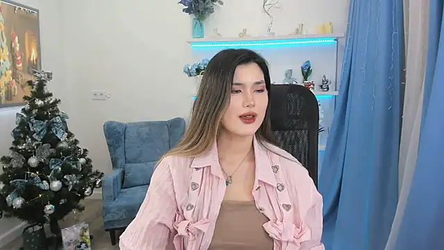 AnneTLi online show from 12/14/25, 08:02