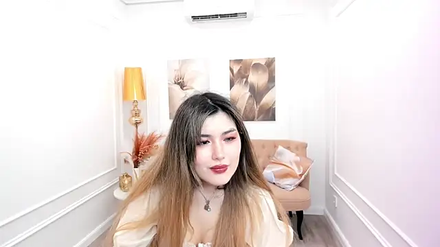 AnneTLi online show from 05/06/26, 03:13
