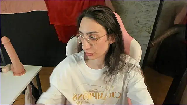 Mayala   online show from 02/22/26, 02:26