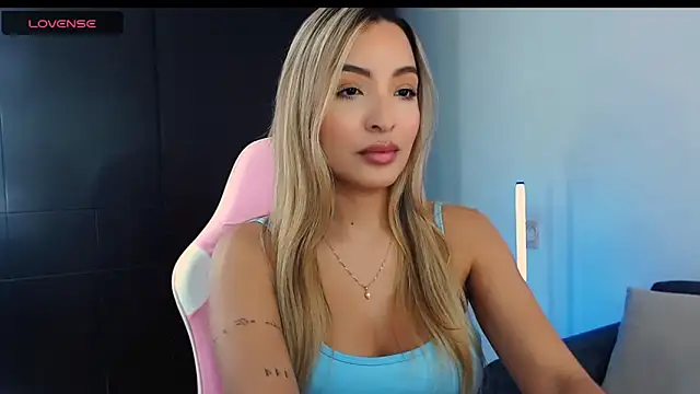 im grecia online show from 11/25/25, 08:09