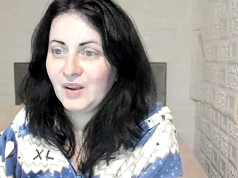 Lillian2 online show from 03/12/25, 04:41