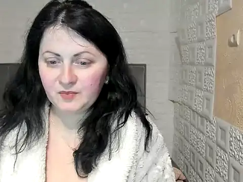 Lillian2 online show from 03/19/25, 07:06