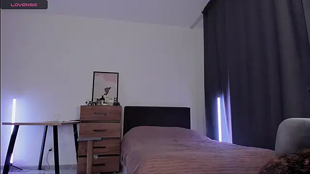 Alice Dias online show from 12/22/24, 04:06