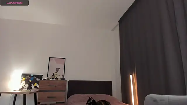 Alice Dias online show from 02/11/25, 05:29