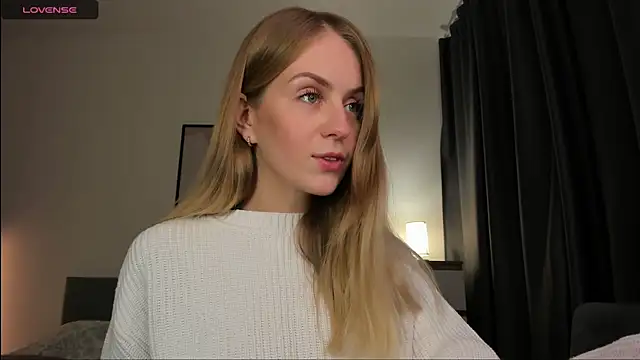 Alice Dias online show from 11/10/25, 12:48