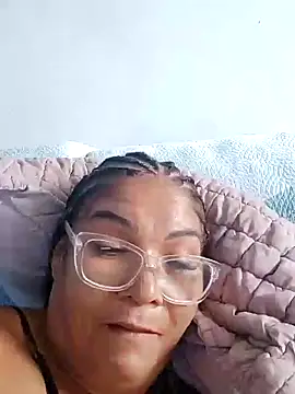 Snapshot of Delicy1 chatting on 12/08/24, 06:39 Delicy1 online show from 12/08/24, 06:39