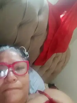 Snapshot of Delicy1 chatting on 01/06/25, 11:18 Delicy1 online show from 01/06/25, 11:18