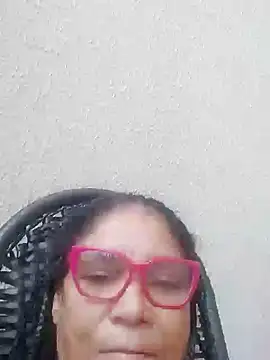 Snapshot of Delicy1 chatting on 01/12/25, 09:08 Delicy1 online show from 01/12/25, 09:08