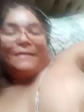 Snapshot of Delicy1 chatting on 02/23/25, 08:00 Delicy1 online show from 02/23/25, 08:00