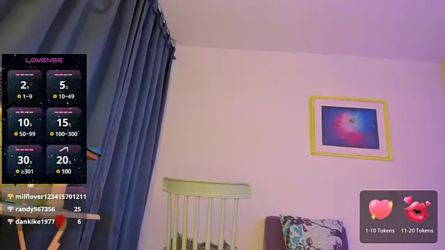 Snapshot of sexual__queen chatting on 03/07/25, 06:43 sexual  queen online show from 03/07/25, 06:43