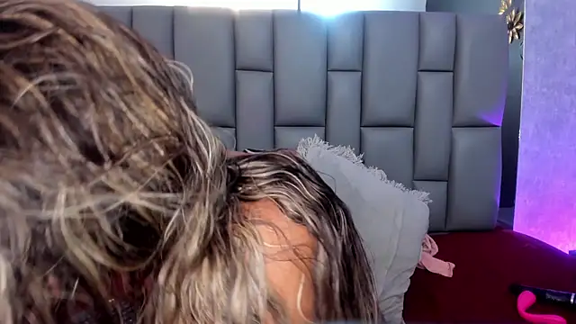  MiaBrown  online show from 03/11/25, 06:19