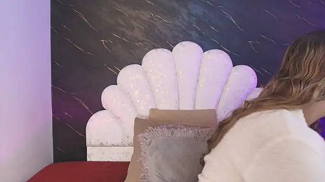  MiaBrown  online show from 03/21/26, 12:10