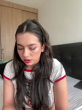 Nicollemays online show from 03/06/26, 05:09