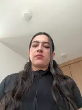 Snapshot of Nicollemays chatting on 04/27/26, 01:09 Nicollemays online show from 04/27/26, 01:09