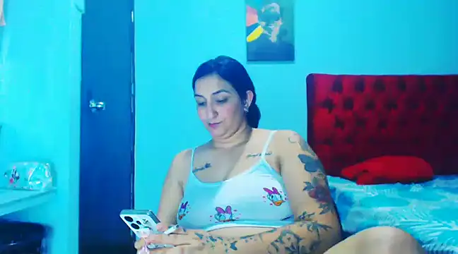 Snapshot of liz_dirty chatting on 12/09/24, 03:40 liz dirty online show from 12/09/24, 03:40