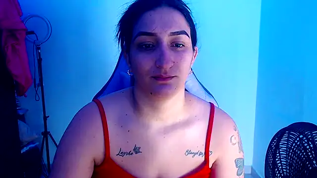 Snapshot of liz_dirty chatting on 09/13/25, 10:20 liz dirty online show from 09/13/25, 10:20