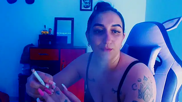 liz dirty online show from 11/16/25, 11:10