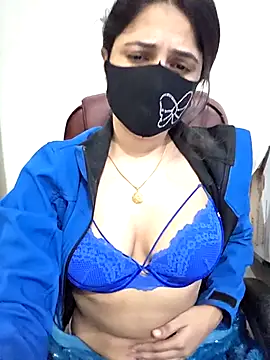 Suvosri online show from 12/22/25, 04:20