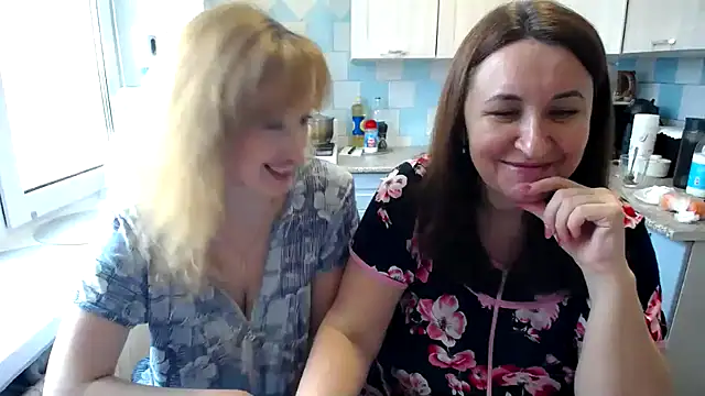 DonnaMagdalena online show from 03/03/25, 07:43