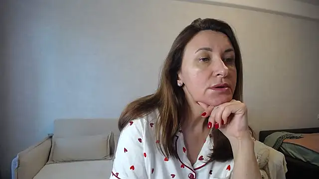 DonnaMagdalena online show from 09/28/25, 12:10