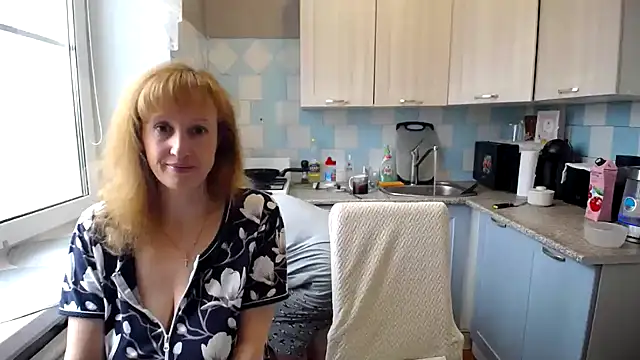 DonnaMagdalena online show from 10/02/25, 07:26