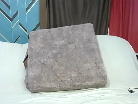 Lusty vybez online show from 02/11/25, 06:11