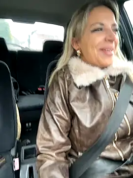 Cute Anissa online show from 10/27/25, 02:43