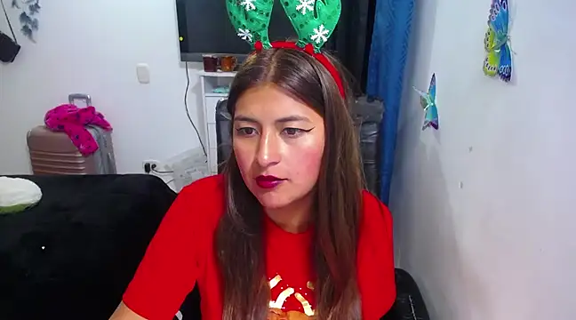 Yunhot  online show from 12/25/24, 06:52