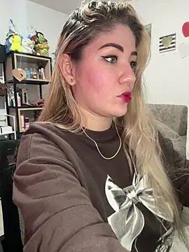 Celestedubois online show from 04/06/26, 08:43