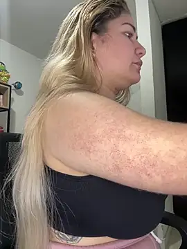 Snapshot of Celestedubois chatting on 06/16/26, 11:29 Celestedubois online show from 06/16/26, 11:29
