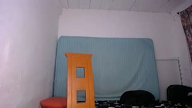 yselahot online show from 11/04/25, 01:21