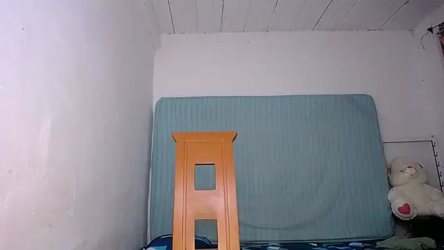 yselahot online show from 11/14/25, 08:40