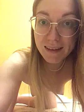 Snapshot of _Sweet_Love_ chatting on 01/06/25, 12:59  Sweet Love  online show from 01/06/25, 12:59
