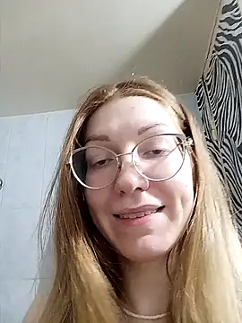 Snapshot of _Sweet_Love_ chatting on 01/13/25, 02:32  Sweet Love  online show from 01/13/25, 02:32