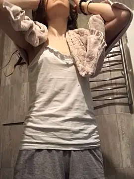  Sweet Love  online show from 06/20/26, 01:25
