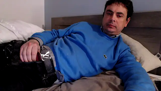 freddy0222222 online show from 04/14/26, 08:15