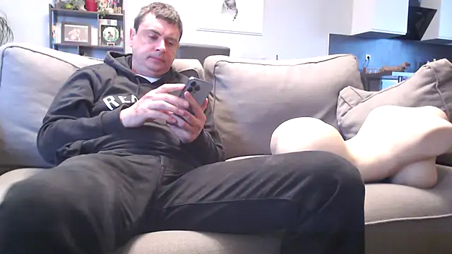 Snapshot of freddy0222222 chatting on 05/03/26, 06:30 freddy0222222 online show from 05/03/26, 06:30