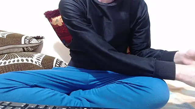 Alexdelarge323 online show from 03/17/26, 01:47