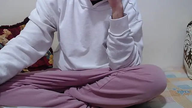 Alexdelarge323 online show from 04/03/26, 12:14