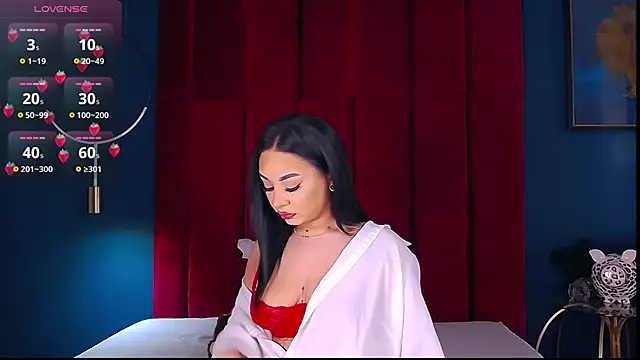 MadyLuxxx online show from 01/14/26, 08:03