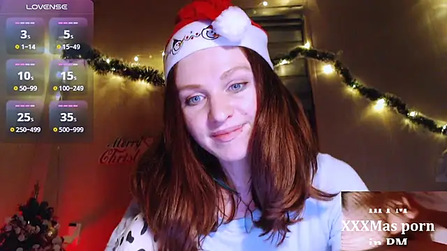 Snapshot of Cassie_Wild chatting on 12/27/24, 02:01 Cassie Wild online show from 12/27/24, 02:01
