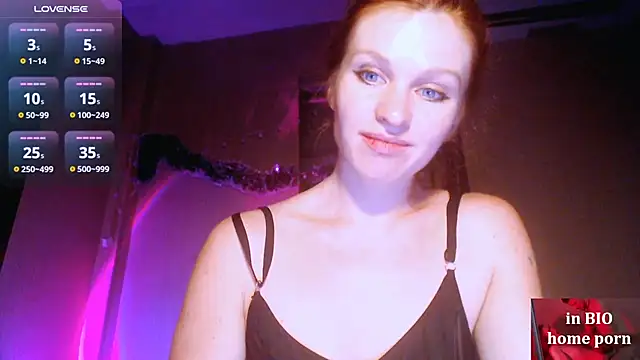 Snapshot of Cassie_Wild chatting on 02/17/25, 01:21 Cassie Wild online show from 02/17/25, 01:21